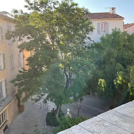 Elegant Flat Tropez With Terrace Apartment *