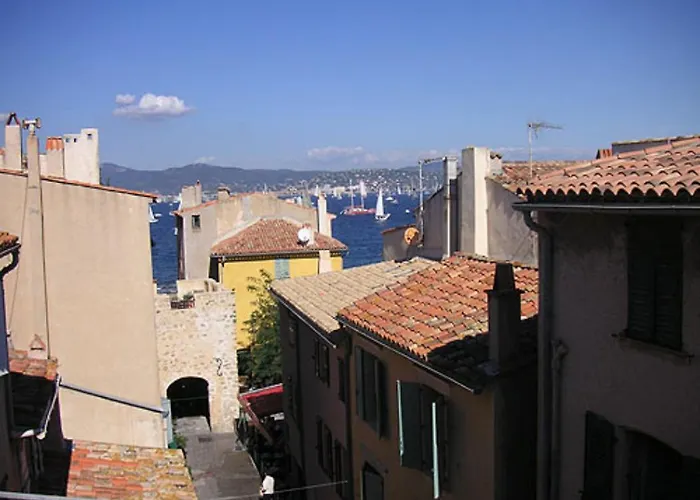 Elegant Flat Tropez With Terrace