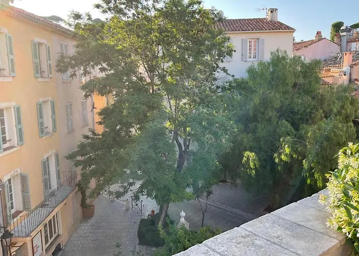 Elegant Flat Tropez With Terrace Apartment *